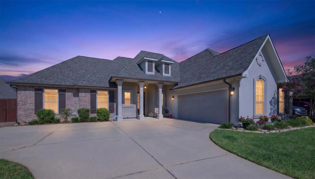 343 Camelback Drive, Bossier City