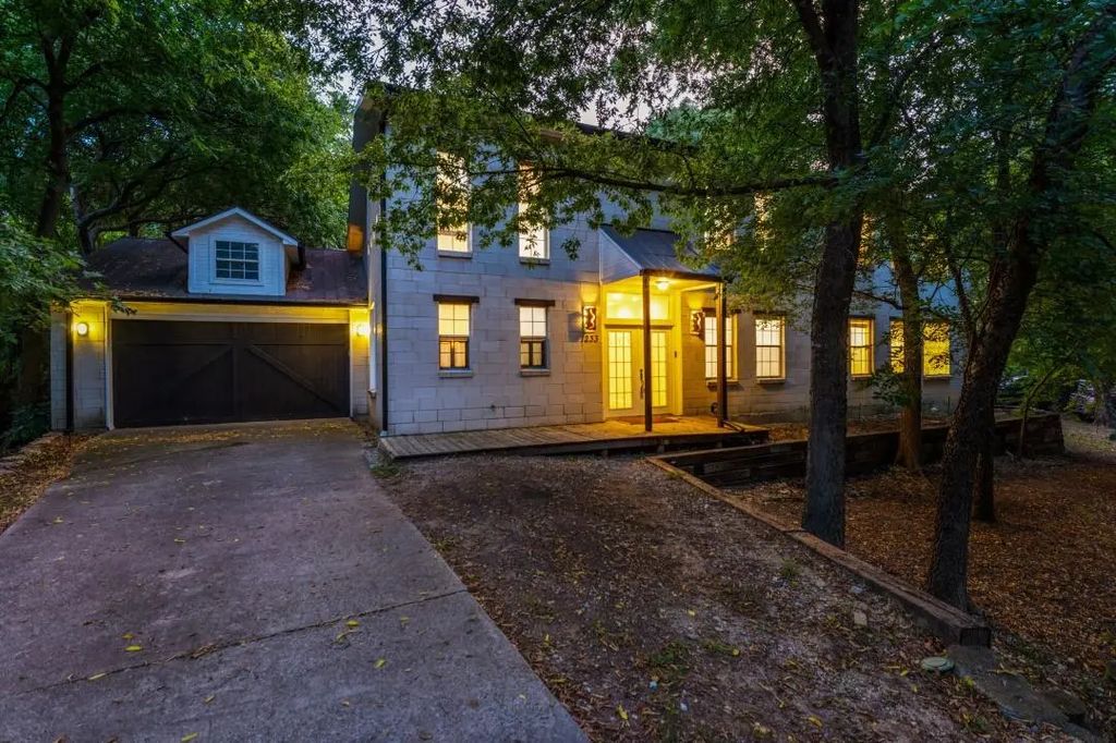 1233 Lady Lane, Duncanville