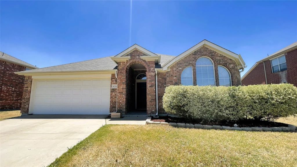 8210 Mossberg Drive, Arlington