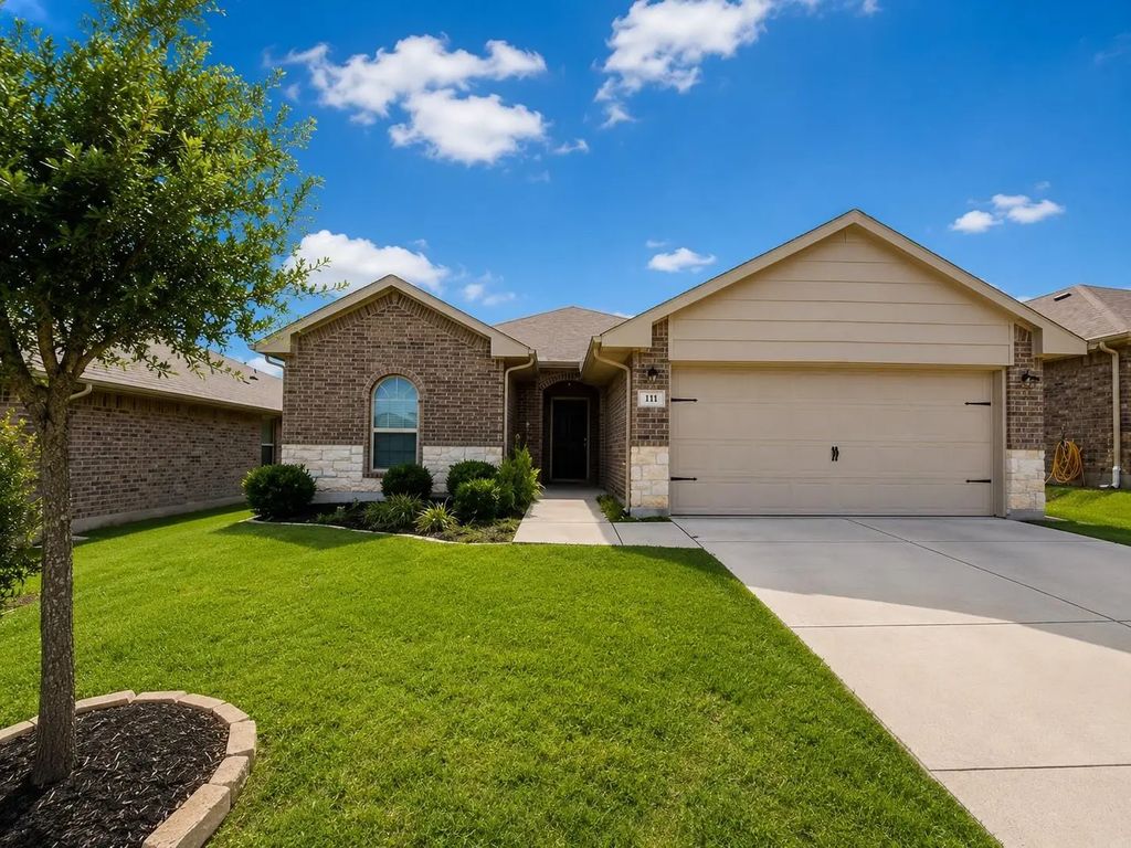 111 Dartmouth Avenue, Farmersville