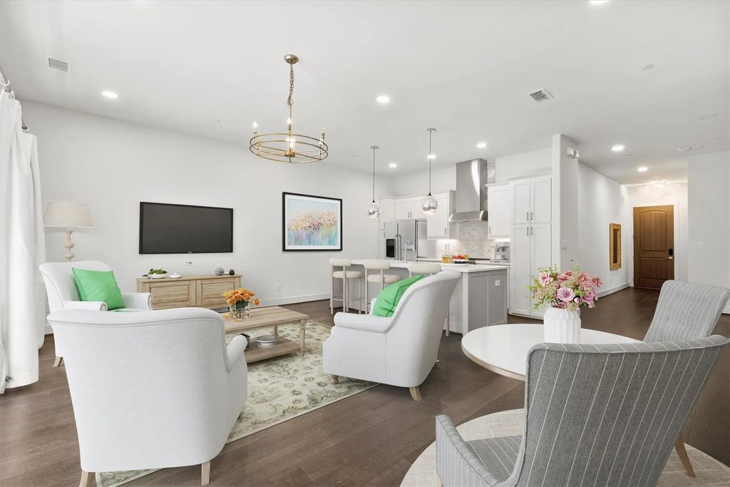 15875 Spectrum Drive 1106, Addison