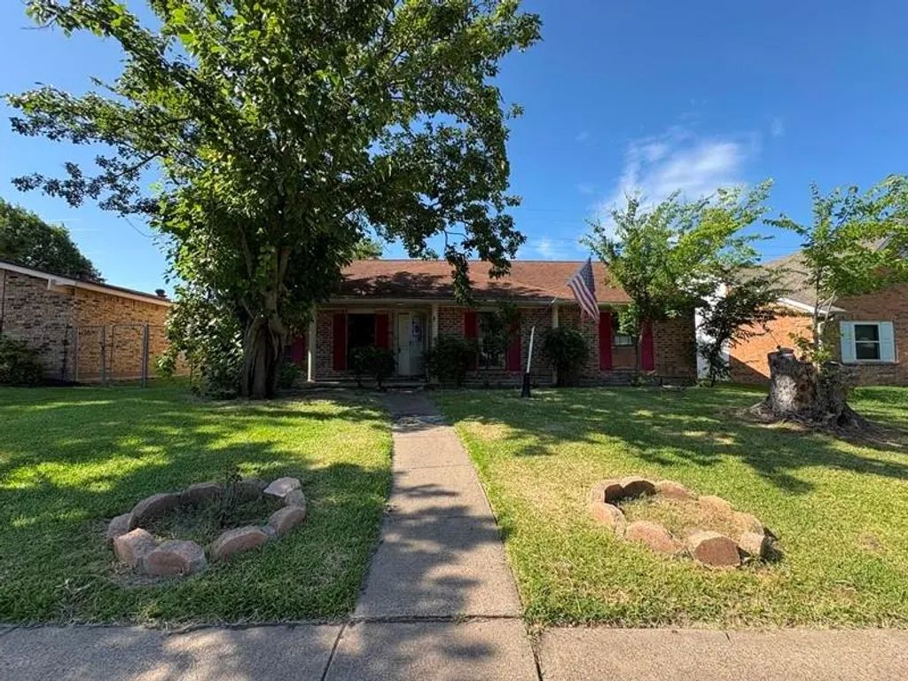 1716 Culberson Drive, Mesquite