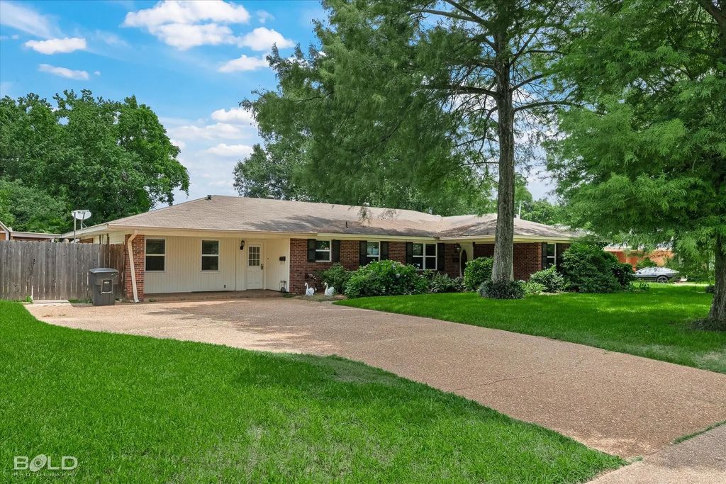 234 Dogwood Road, Shreveport