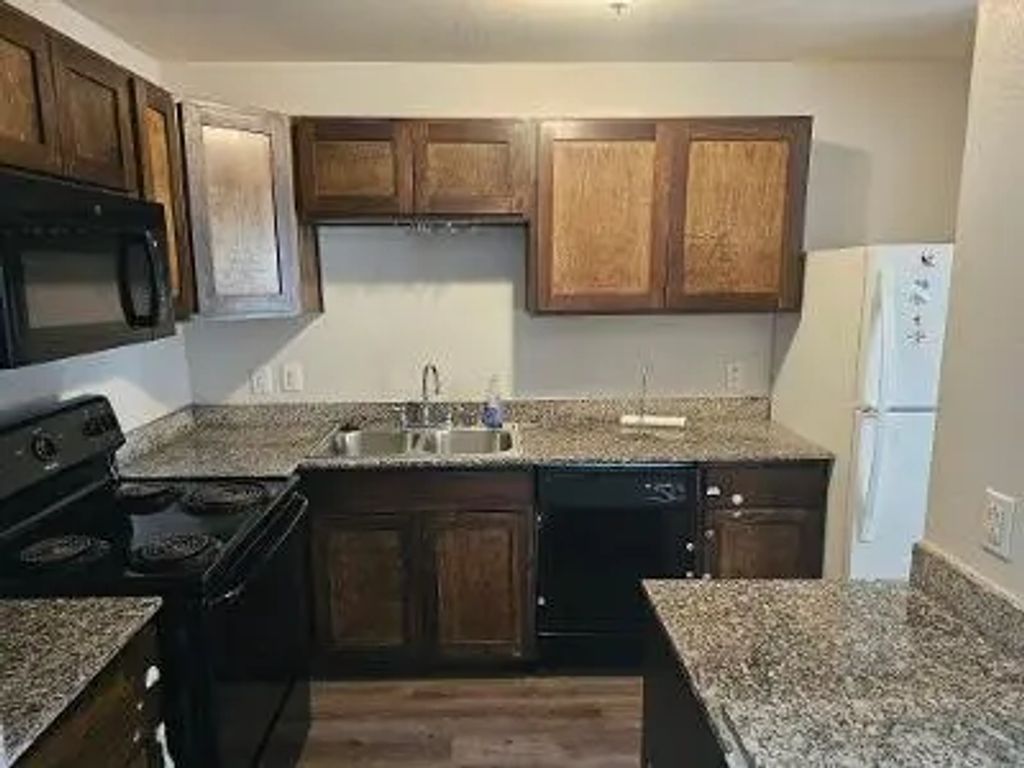 9837 Walnut Street 105, Dallas