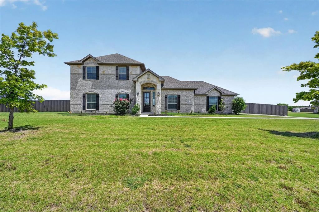 401 Berkeley Drive, Waxahachie