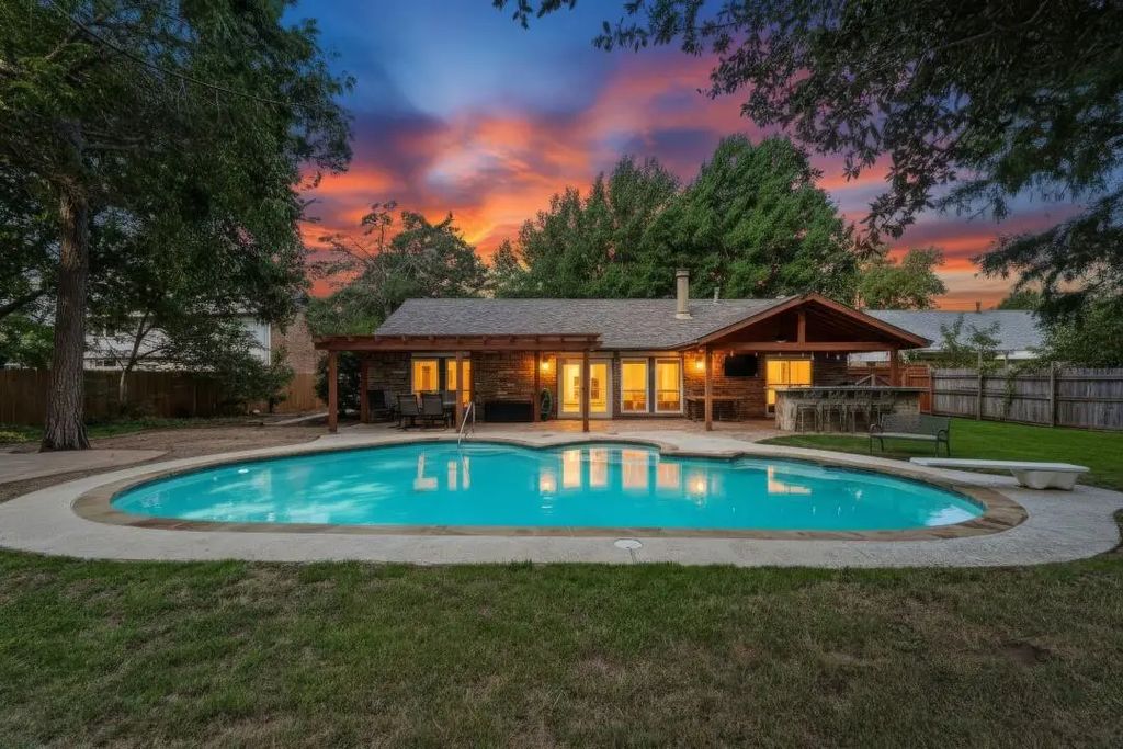 3726 S Magnolia Court, Flower Mound