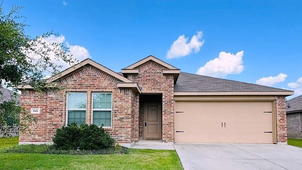 815 Rustic Way, Royse City