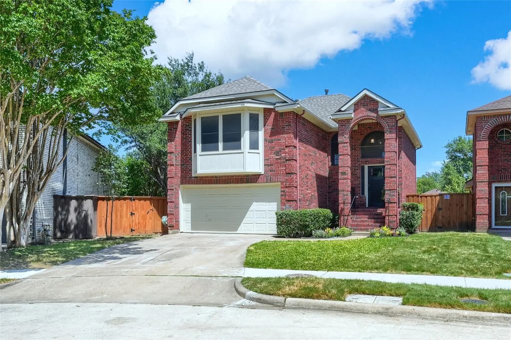 524 Woodlake Drive, Coppell