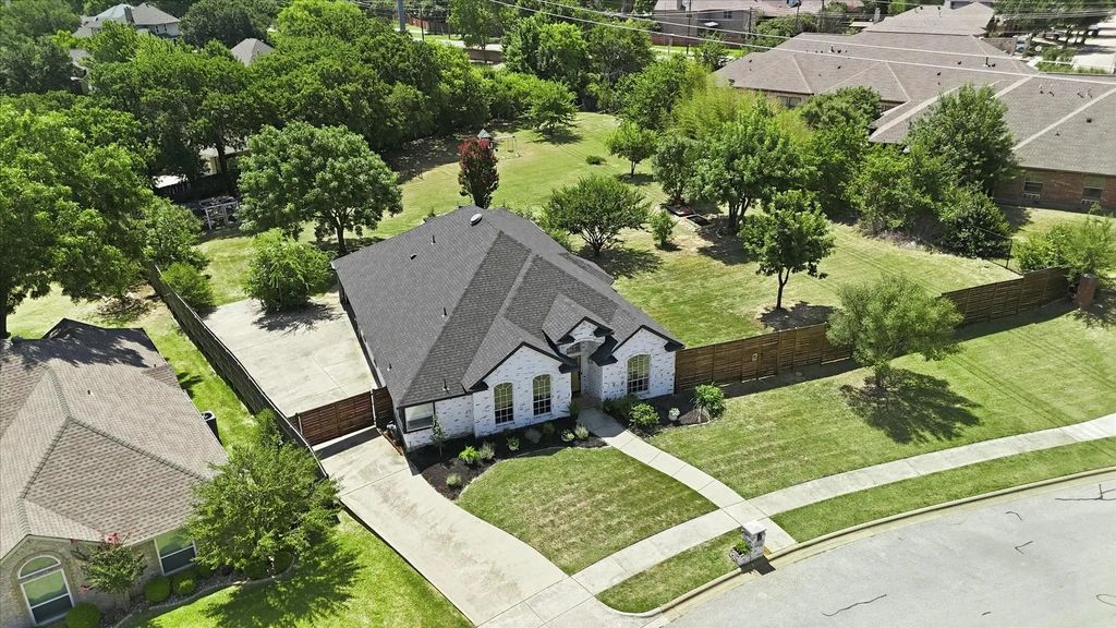 1205 Countryhill Drive, Keller
