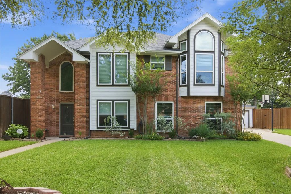 4151 Woodside Knoll, Grapevine