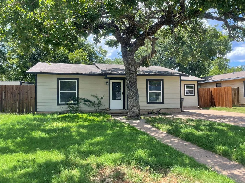 310 Colorado Avenue, Graham