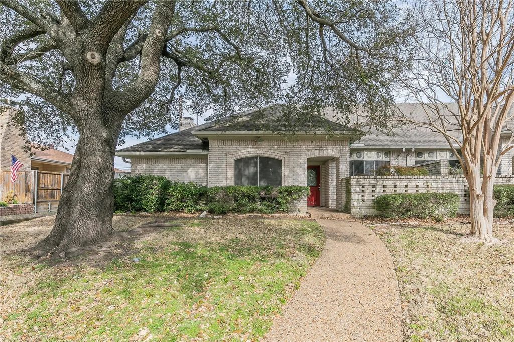16404 Lauder Lane, Dallas