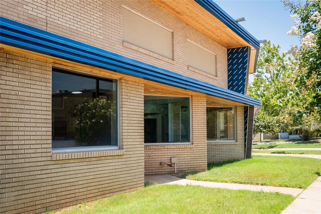 1813 Balboa Place, Dallas