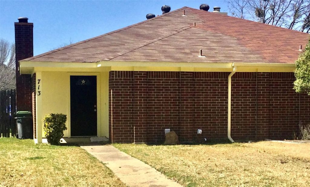 713 Cory Street, Grapevine