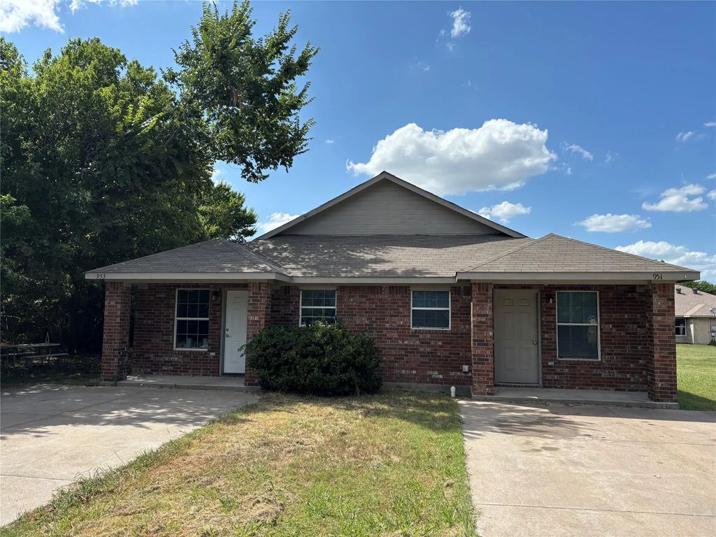 951 W Elm Street, Stephenville