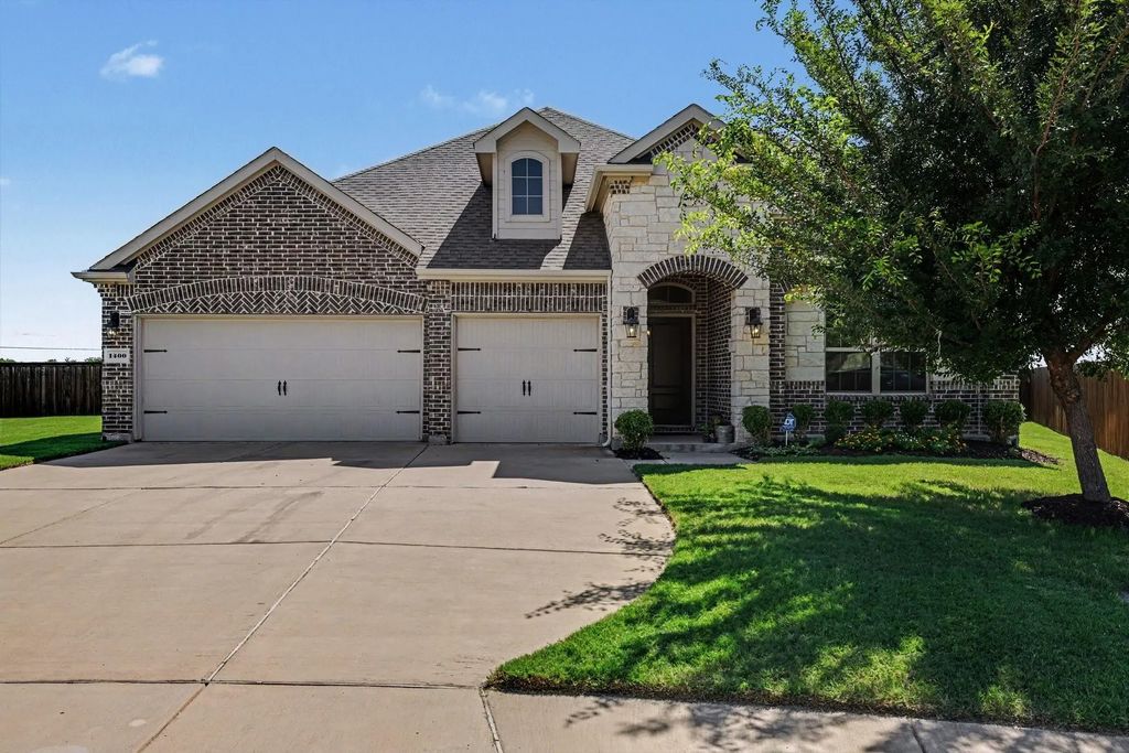 1400 Green Valley Way, Celina