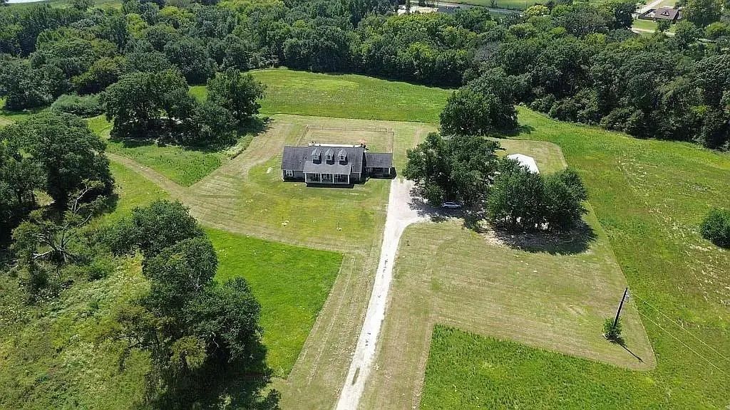 454 Vz County Road 2206, Canton
