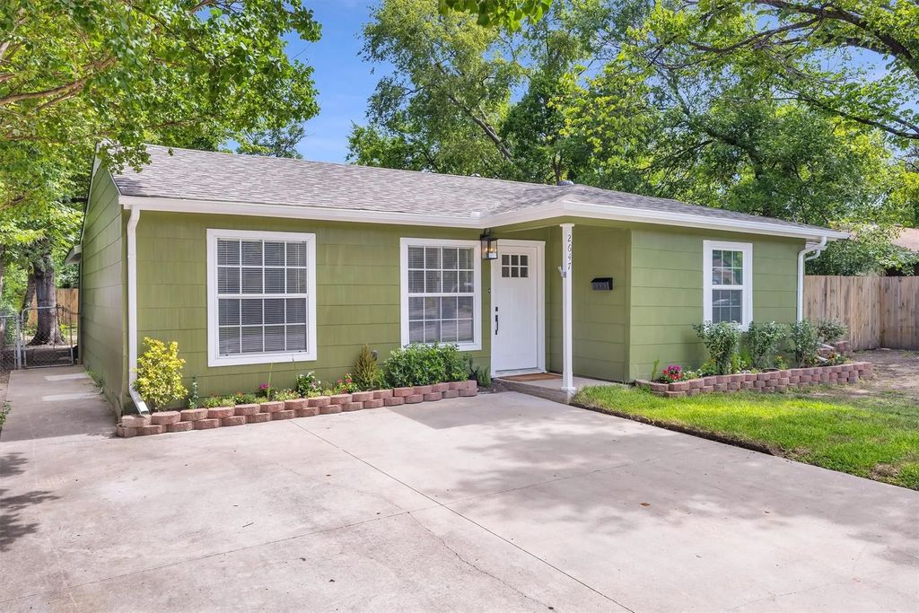 2647 Province Lane, Dallas