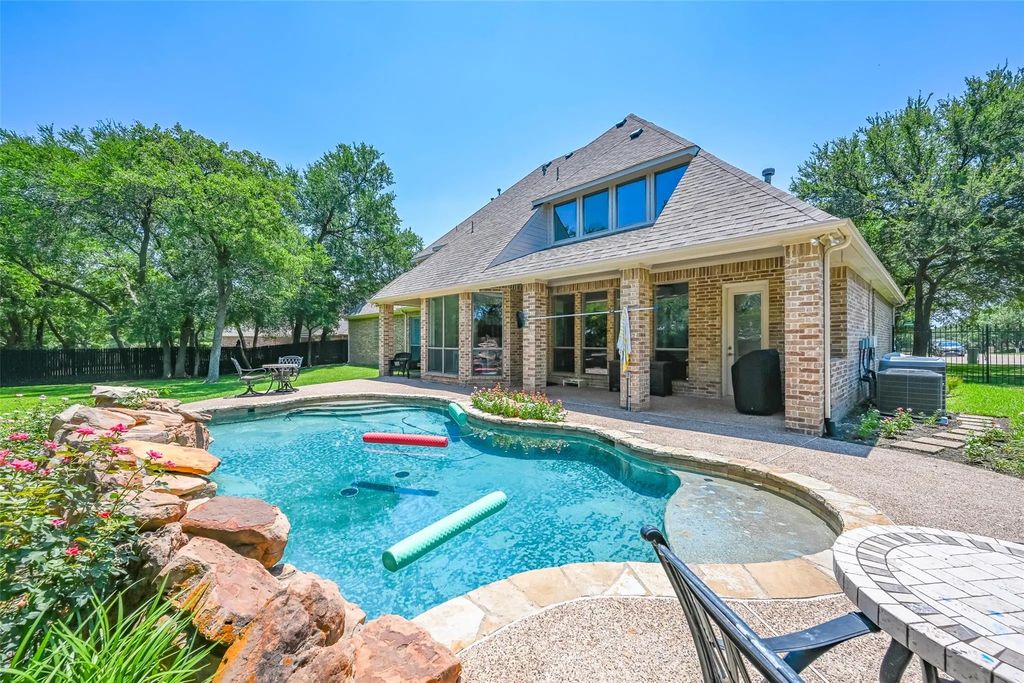 1409 Crimson Glory Court, Keller