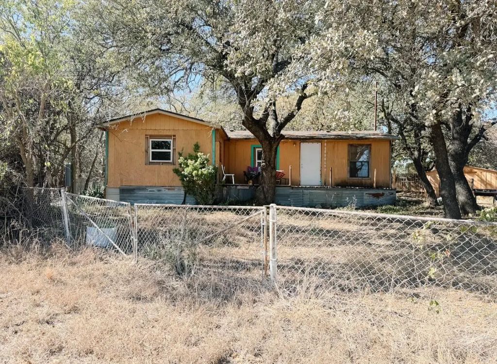 8073 County Road 604, Brownwood