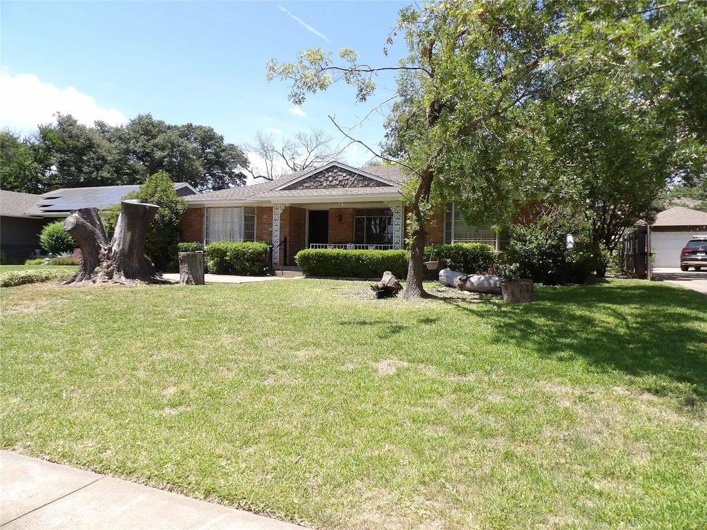 732 James Drive, Richardson