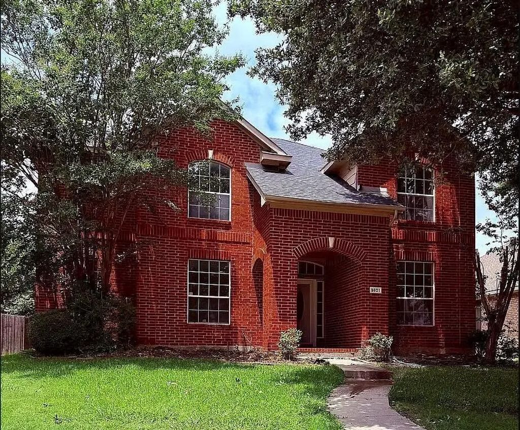 9101 Floyd Drive, Plano