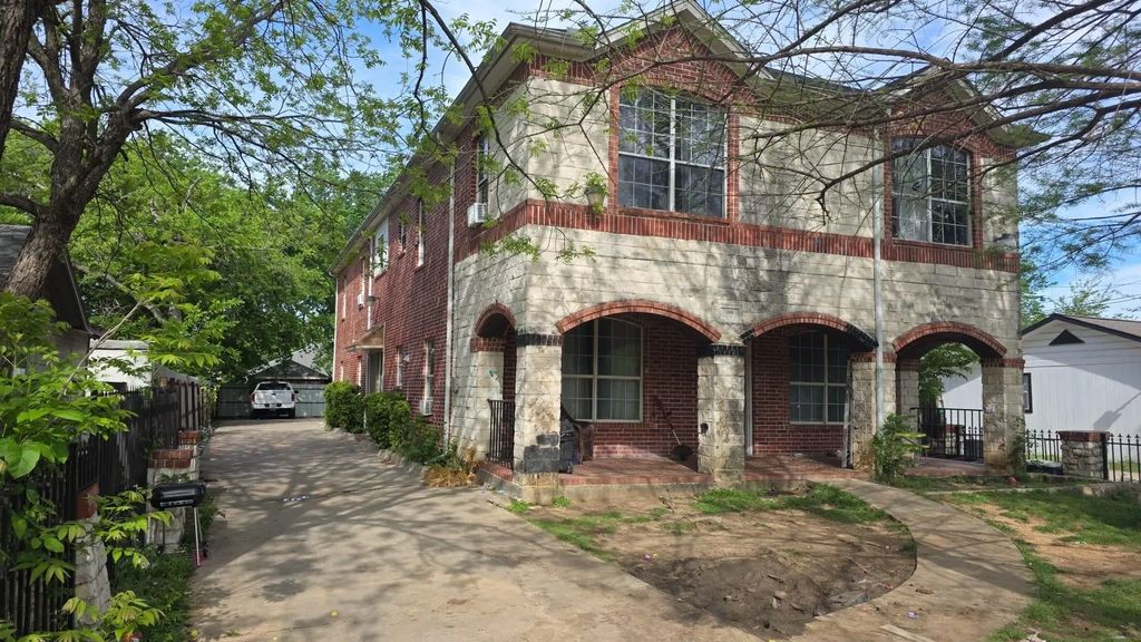 609 Elwayne Avenue, Dallas