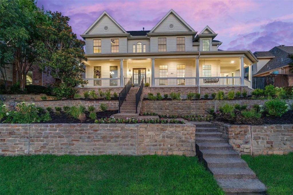 941 Sir Constantine Drive, Lewisville