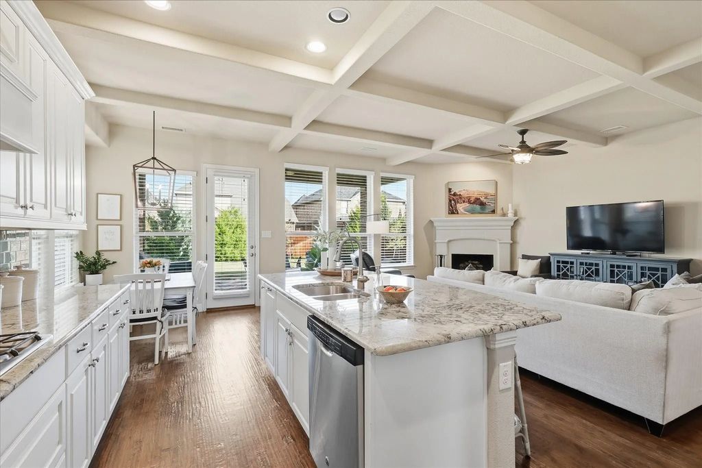 1813 Goliad Way, Argyle