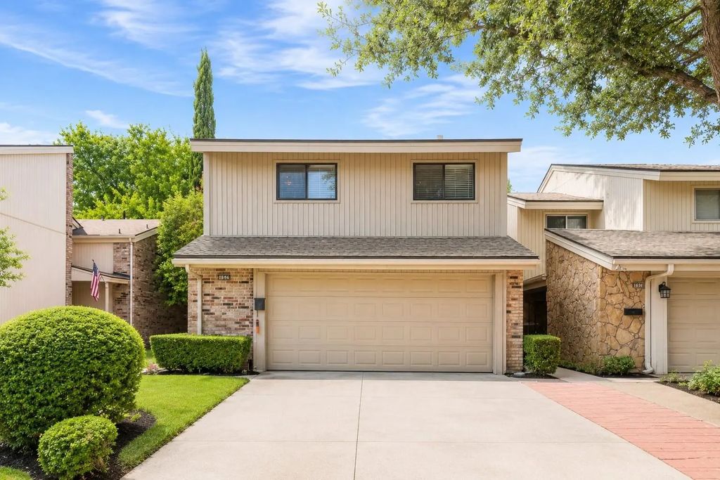 1806 Lakecrest Court, Carrollton
