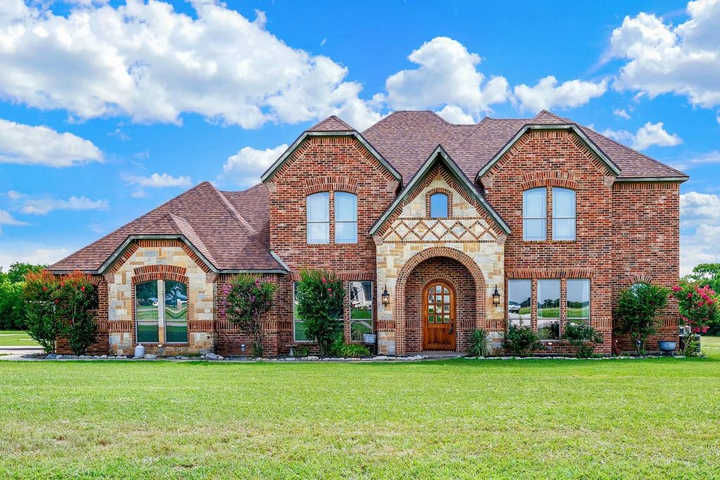 1132 Shadow Lakes Drive, Wills Point