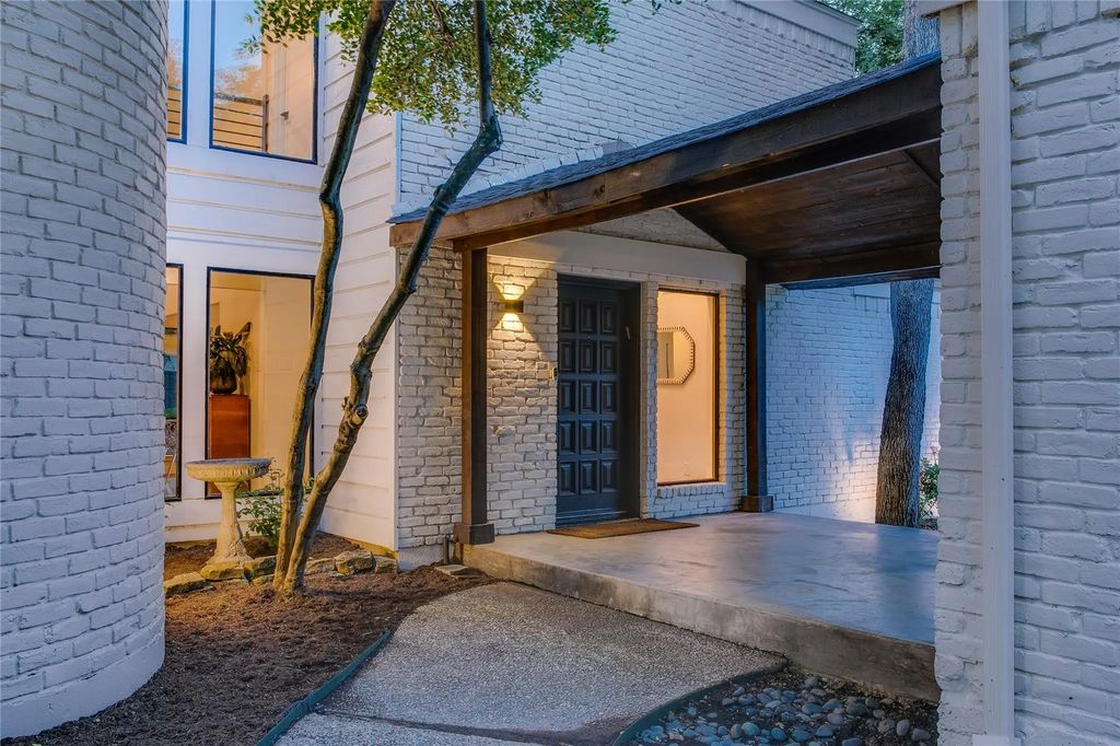6815 Woodmark Court, Dallas