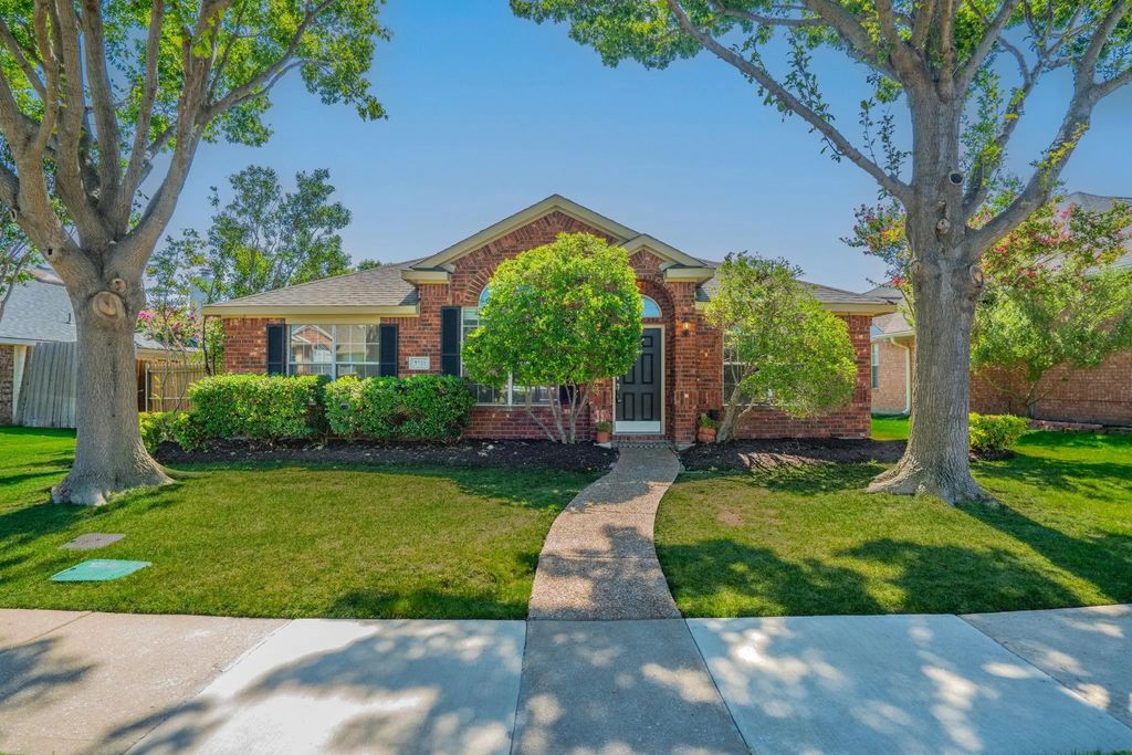 3721 Gardenia Lane, McKinney