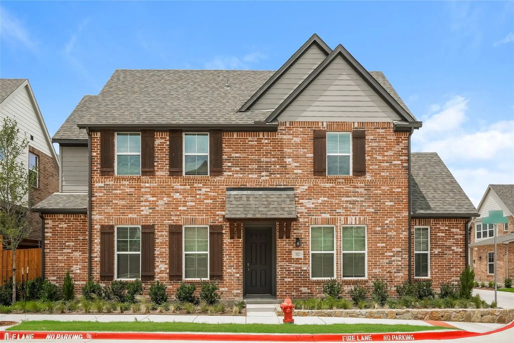 1022 Fallgate Drive, Saginaw