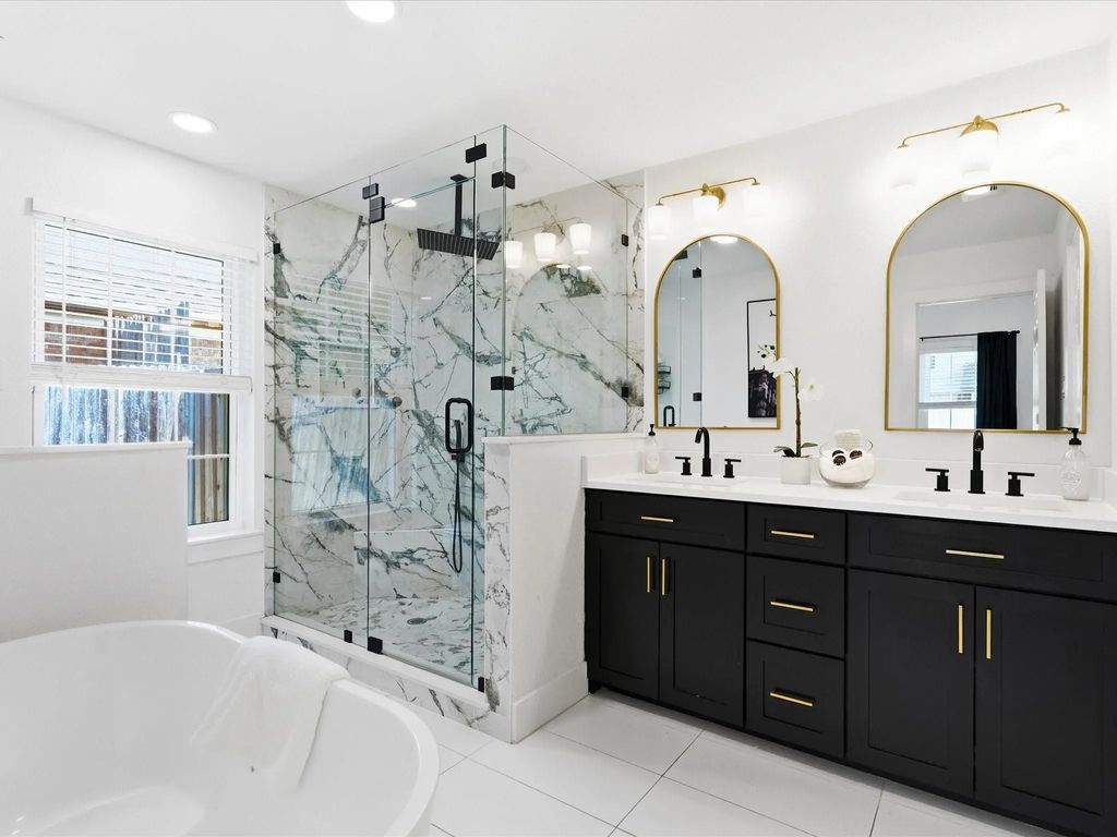 1220 Oxford Lane, Grapevine