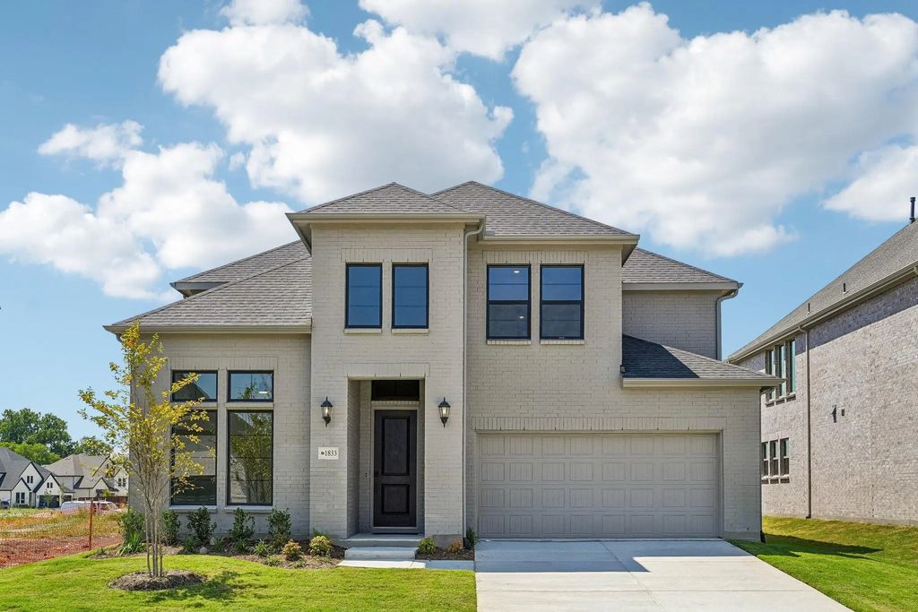 1833 Vetiver Glow Drive, Celina