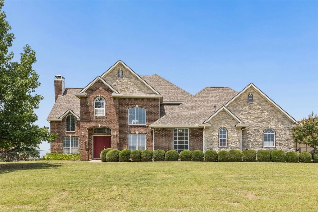 840 Lake Vista Lane, Lavon