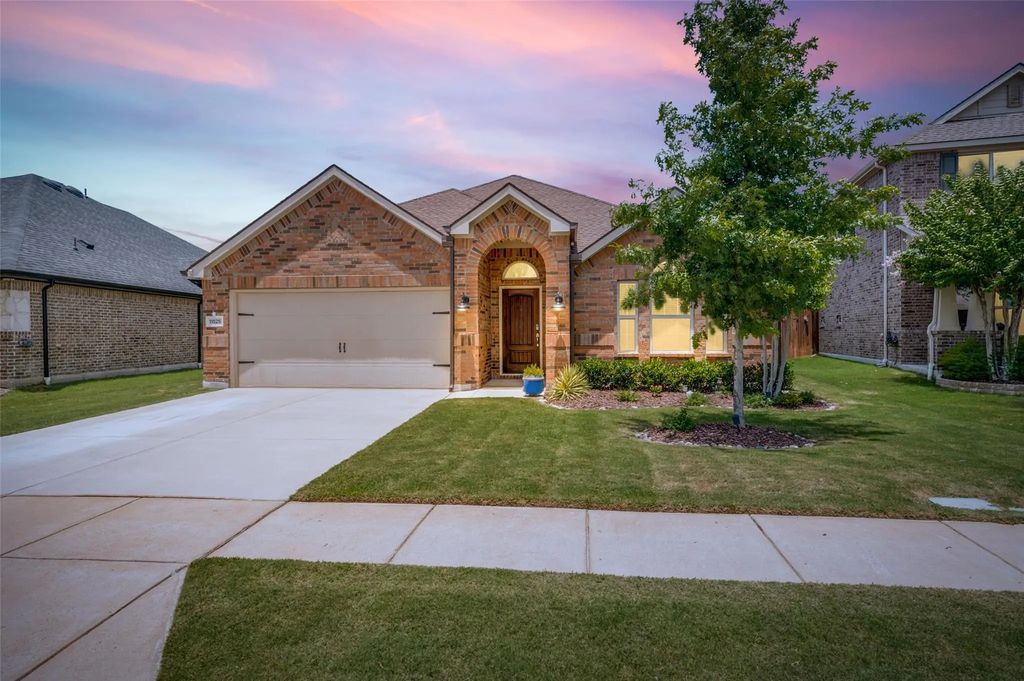 11525 Sadie Street, Frisco