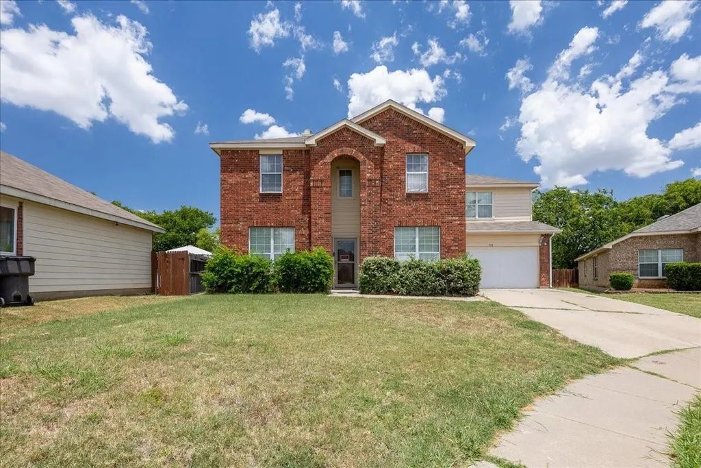 308 Autumn Park, Fort Worth