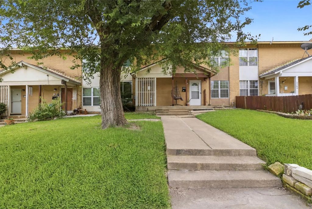 2702 Patricia Loop, Garland