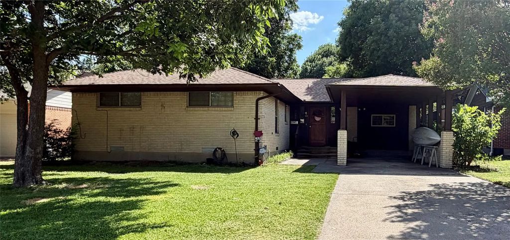 9003 Liptonshire Drive, Dallas