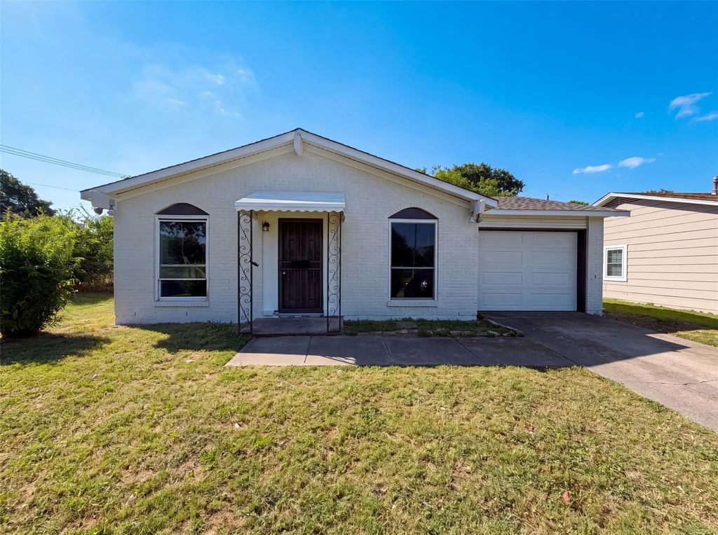 4268 Texas College Drive, Dallas