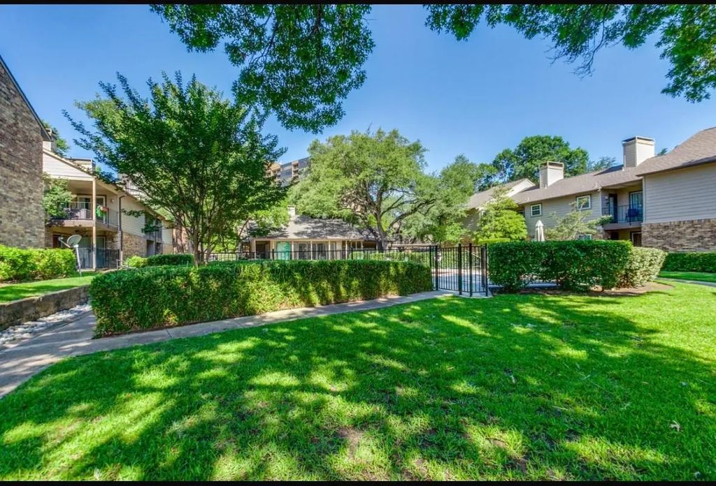 5300 Keller Springs Road 1027, Dallas