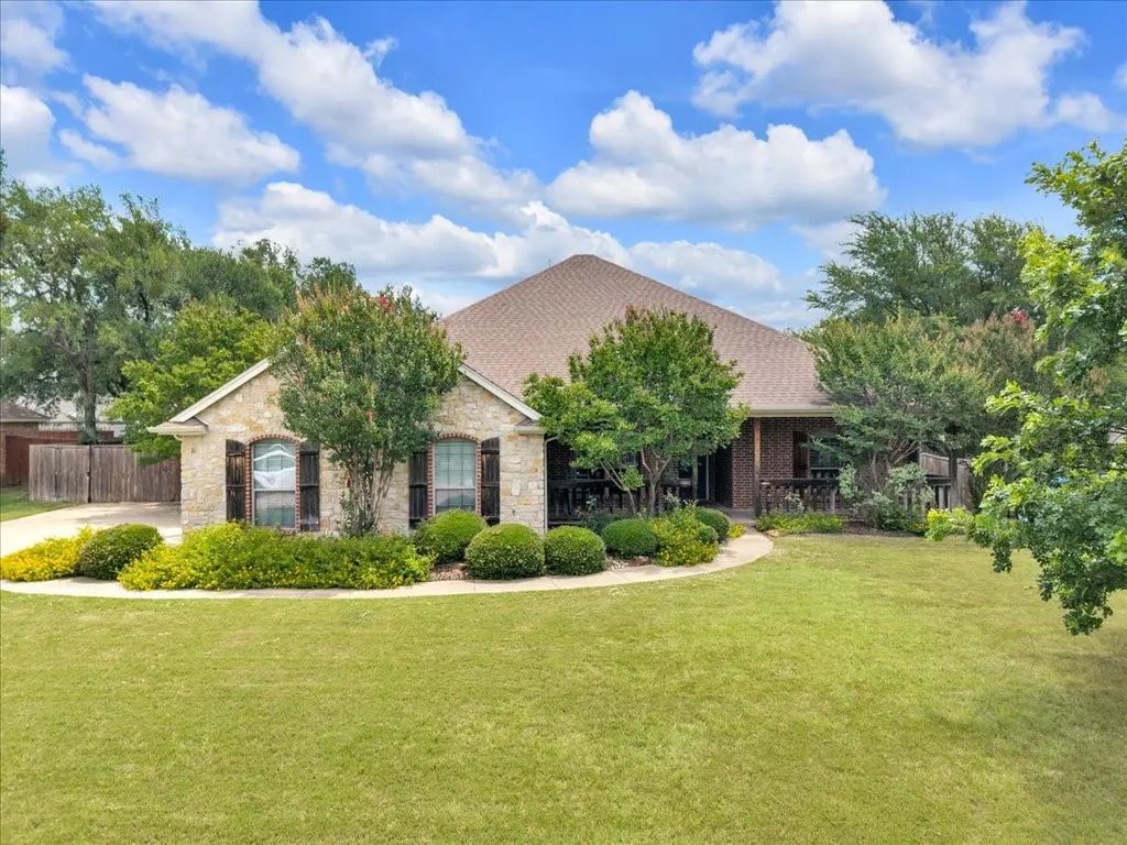 206 Mockingbird Lane, Aledo