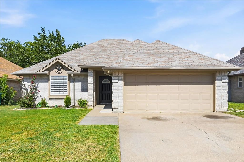 6308 S Chesterfield Drive, Fort Worth