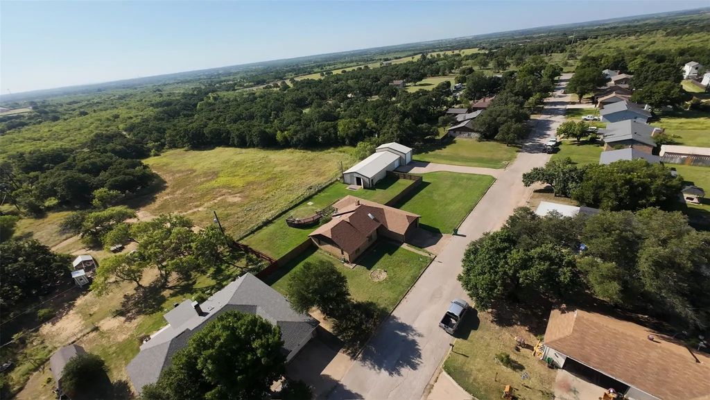 804 Foxhollow Road, Eastland