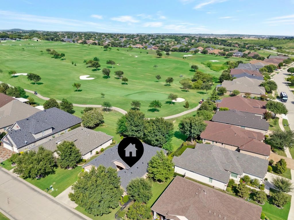 9905 Cypress Street, Denton