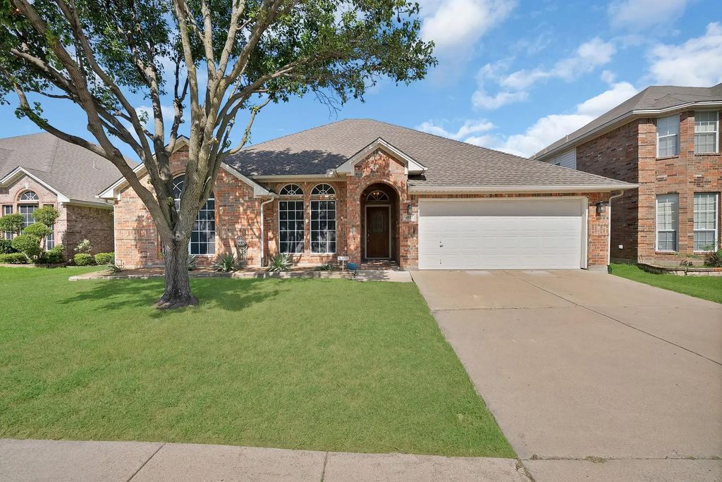 4677 Vespesian Lane, Grand Prairie