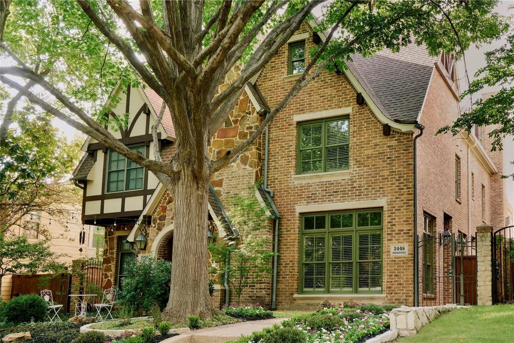 3448 Shenandoah Street, University Park