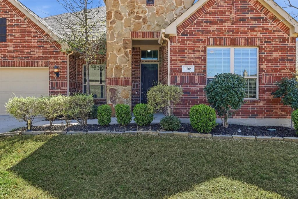 102 Mulberry Lane, Hickory Creek